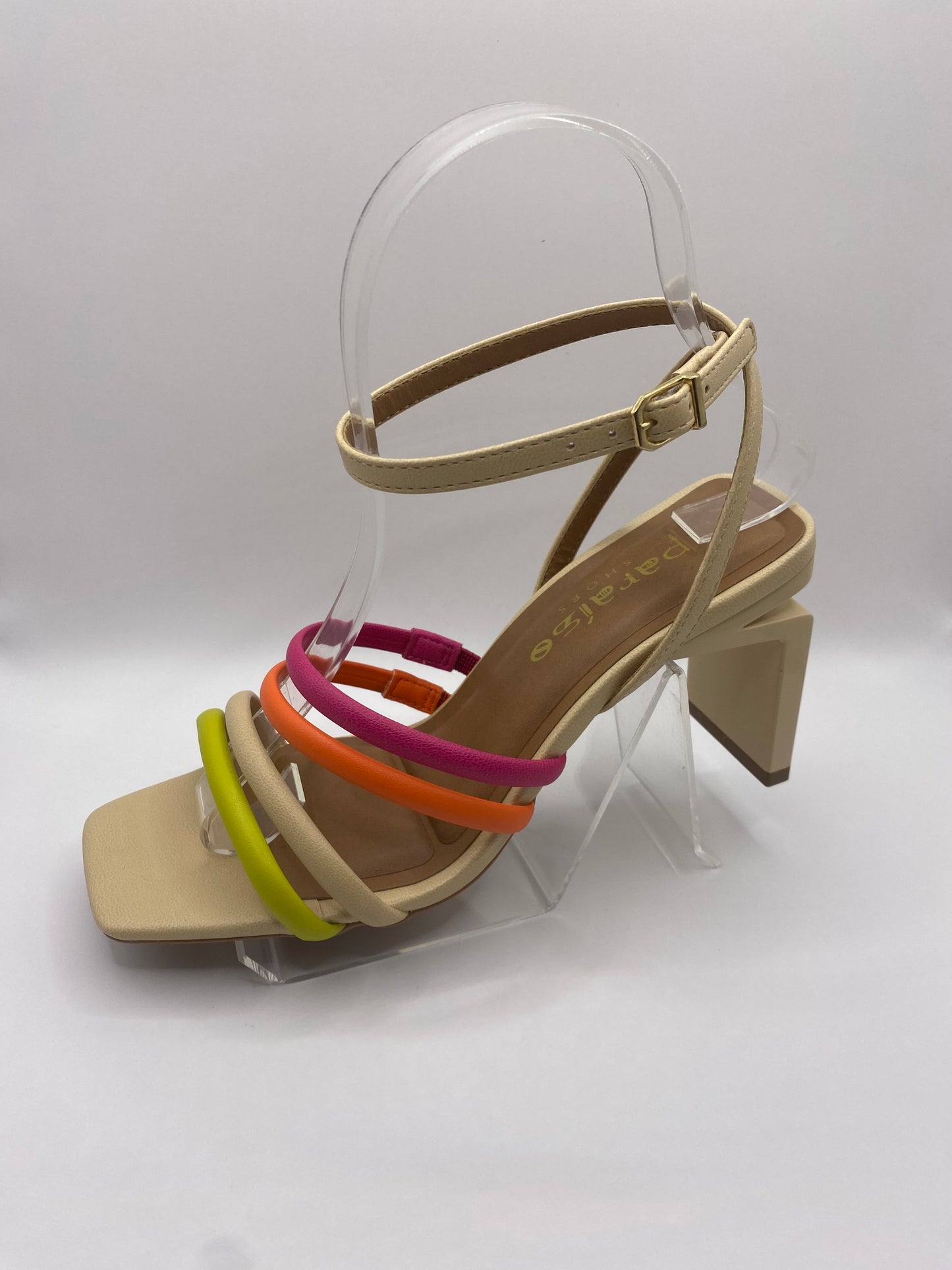 Brazilian Geometric Heels