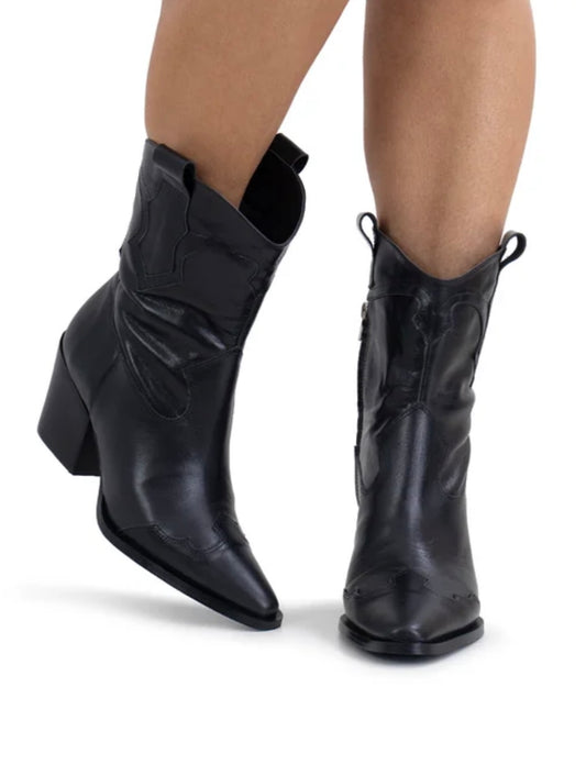 Women’s Western Leather Boots by Lia Line | Short Cowboy-Style Boots
